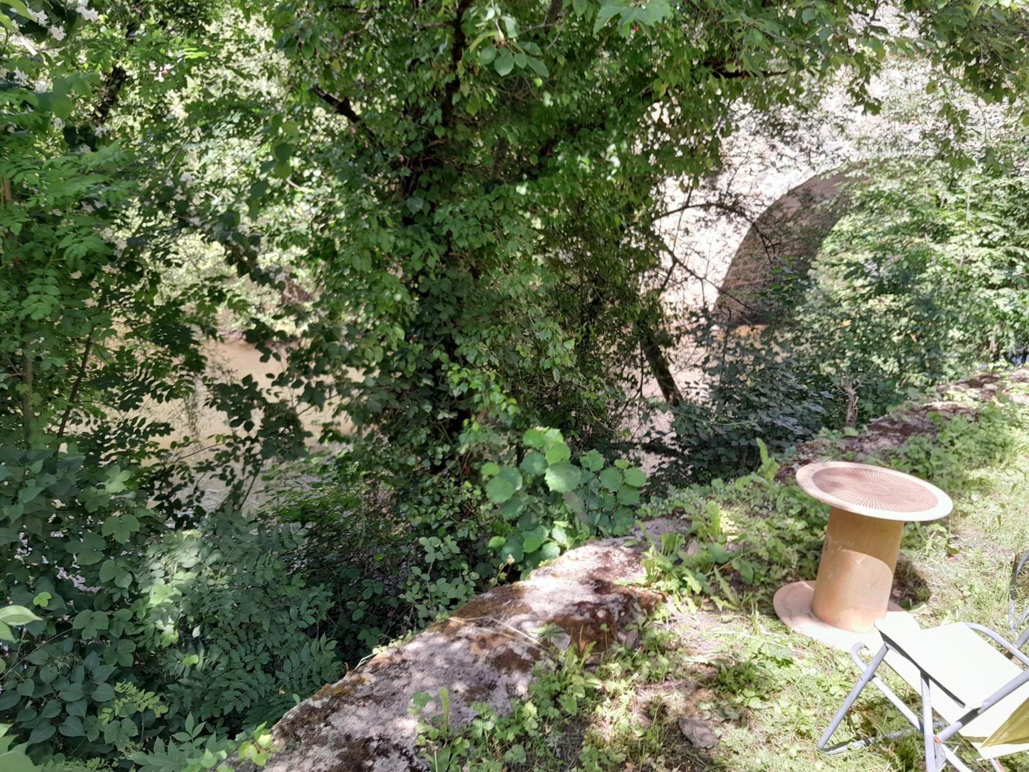 Appartement Privatif En Bord De Riviere Figeac Esterno foto